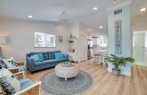 Ilexhurst Casa | Steps to the Beach, Modern Beach Bungalow