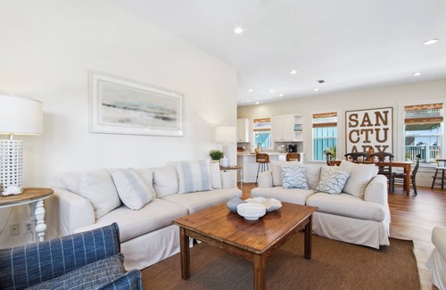 Morgantown Casa | Steps to the Beach - Gulf Views - Tennis & Pickleball - Swimming Pool