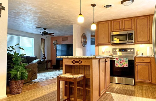 Englewood South Casa | Steps to the Gulf in Your own backyard