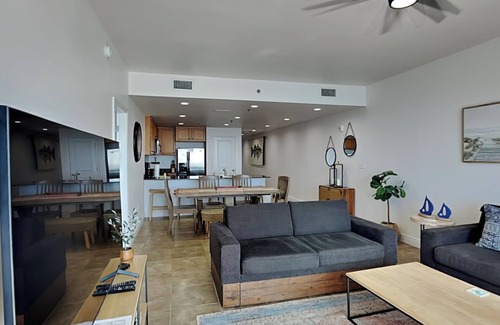 Panama City Beach Condominio | Sterling Breeze by Southern Vacation Rentals