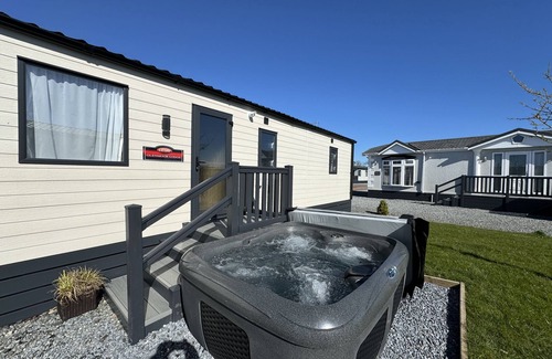 St. Andrews Cabaña | Stewart Resort Lodge 3 is a beautiful lodge at a short drive to St Andrews