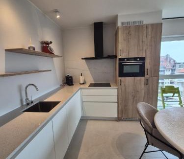 Blankenberge Apartamento | Stijlvol nieuwbouwappartement op wandelafstand zee - INCLUSIEF PARKEERPLAATS