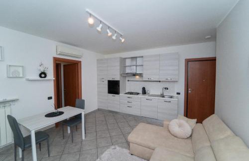 Trecate Apartamento | Stile e comfort!
