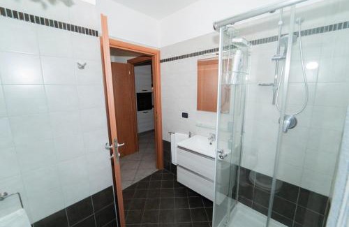 Trecate Apartamento | Stile e comfort!