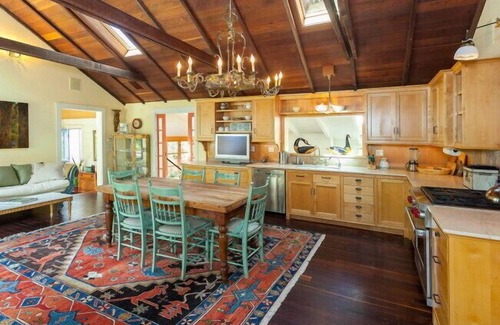 Occidental Otro | Still Light Pond Mini Country Estate