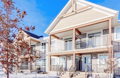West Edmonton Casa | Stillwater. 3bd/3bath. Brand new