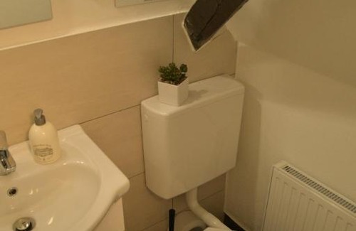 Hoehr-Grenzhausen Apartamento | Stilvolle Altbauwohnung, Apartment Träum & schön