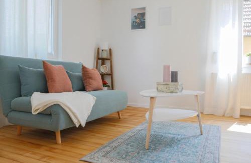 Steinbach Apartamento | Stilvolle FeWo *Rebland* Balkon-Netflix-Parking