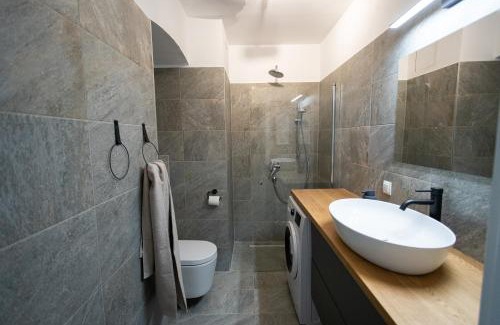 Ottakring Apartamento | Stilvolle Wohnung mit ruhig gelegenem Balkon
