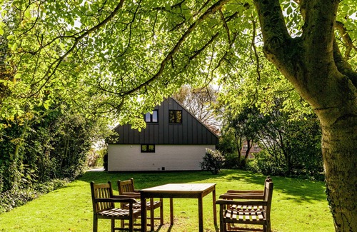 Groemitz Casa | Stilvolles Ferienhaus, Nahe der Ostsee und Einem Wald