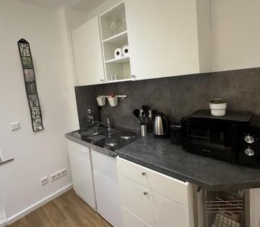 Am Wasserturm Apartamento | Stilvolles Studio Apartment im Zentrum MG