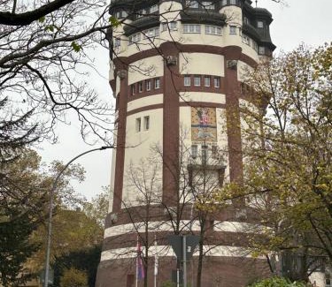 Am Wasserturm Apartamento | Stilvolles Studio Apartment im Zentrum MG