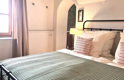 Hunerbach Cama Y Desayuno | Stilvolles Studio mit Terrasse und Moselblick
