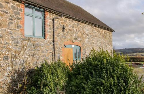 Shelve Casa | Stiperstones View