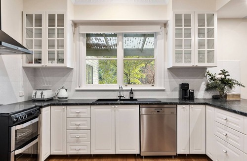 Mansfield Casa | Stirling Estate - Stirling Homestead - Baringa Cottage - Jumbuck Cottage