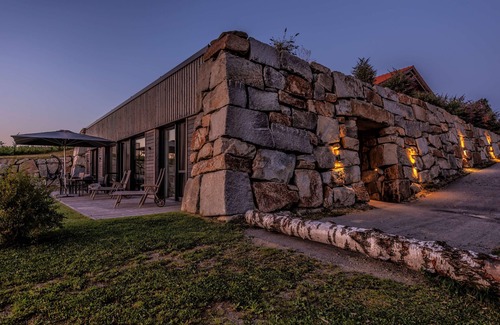 Breitenberg Casa | Stoahaus - 140 sqm earth house with private spa