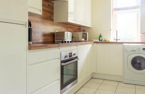 Paisley Apartamento | Stock Street Apartment