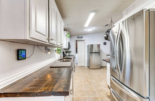 Beulah Casa | Stocked Fishing Pond On-Site: Quiet Pensacola Home