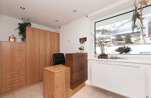 Pettneu am Arlberg Apartamento | Stöcklhof by Interhome
