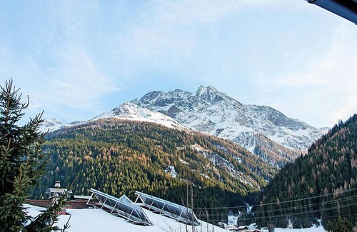 Pettneu am Arlberg Apartamento | Stöcklhof by Interhome