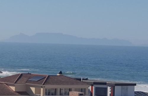 Yzerfontein Casa | Stoepsit