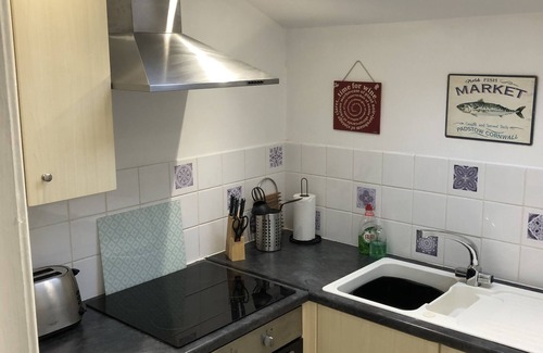 Stokeinteignhead Apartamento | Stokeinteignhead - 2 Bedroom Apartment - Pet Friendly