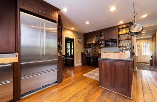 Forestburgh Casa | Stone Arches - Stunning Estate with Large Pool
