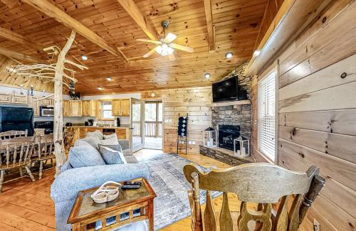 Sevierville Casa | Stone Bridge Retreat