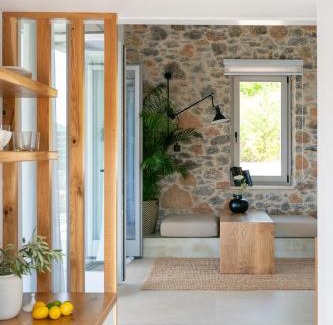 Skiathos Casa | Stone build suite with private pool