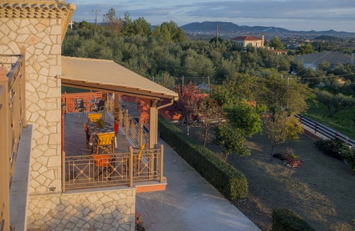 Lagopodo Villa | Villa tradicional de piedra