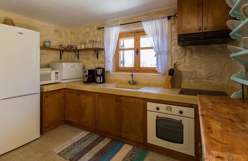 Prines Villa | Piedra Cottage Casa en la naturaleza con jardines amplias y privacidad completa!