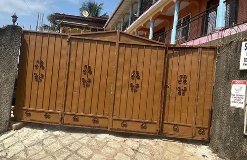 Freetown Hotel | STONE CASTLE HOTEL