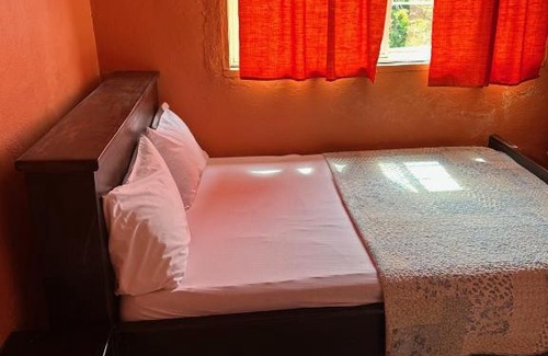 Freetown Hotel | STONE CASTLE HOTEL