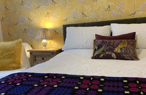 Oakford Cabaña | Stone cosy welsh cottage close to the sea