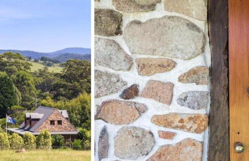 Woodstock Casa | Stone Cottage - vineyard estate w. fireplace