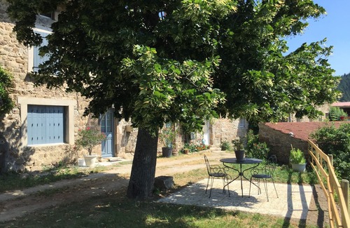 Saint-Felicien Casa | casa de campo de piedra