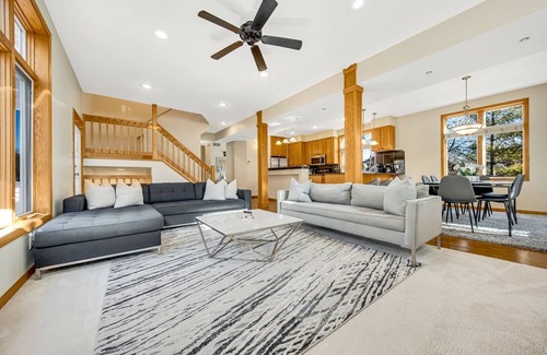 Chanhassen Casa | ★ STONE CREEK ★ CASA MODERNA DE LUJO ★ SUBURBIOS DE MINNEAPOLIS ★ CIUDADES GEMELAS ★ LAGOS ★