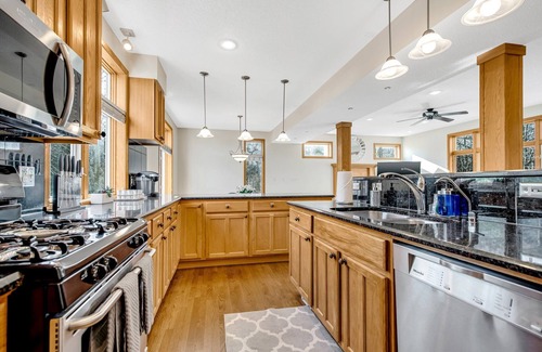 Chanhassen Casa | ★ STONE CREEK ★ CASA MODERNA DE LUJO ★ SUBURBIOS DE MINNEAPOLIS ★ CIUDADES GEMELAS ★ LAGOS ★