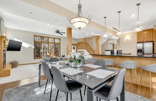 Chanhassen Casa | ★ STONE CREEK ★ CASA MODERNA DE LUJO ★ SUBURBIOS DE MINNEAPOLIS ★ CIUDADES GEMELAS ★ LAGOS ★