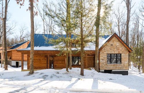 Oakland Casa | Stone Haven: New, Lake Access w. Dock Slip, Hot Tub, Fire Pit