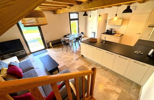 Saint-Vincent-de-Cosse Casa | Stone house with private terrace & enclosed garden, near Dordogne river