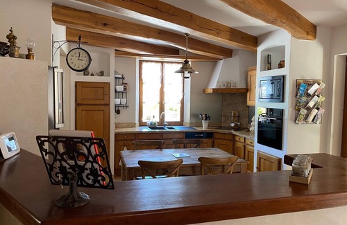 Saint-Hilaire-de-Brethmas Otro | Stone house with swimming pool