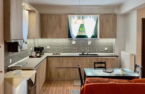 Edessa Apartamento | Stone House - Bike Friendly Home