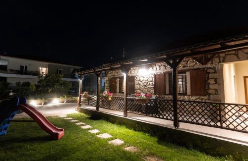 Polichrono Casa | Stone House Dimitra