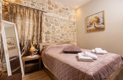 Polichrono Casa | Stone House Dimitra