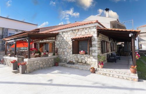Polichrono Casa | Stone House Dimitra