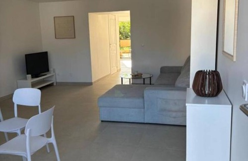 Saint-Marceau Casa | Stone house for a relaxing getaway, spacious, ideal for families.