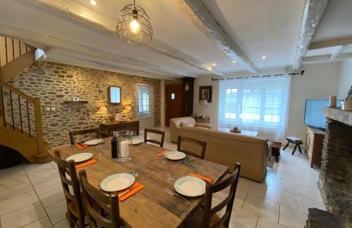 Le Minihic-sur-Rance Casa | Stone House in Brittany near Rance River