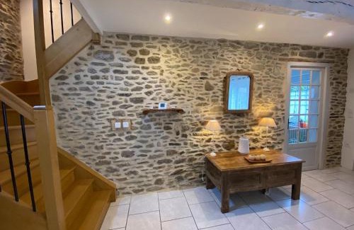 Le Minihic-sur-Rance Casa | Stone House in Brittany near Rance River