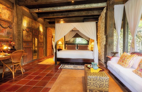 Petulu Hotel | Stone House